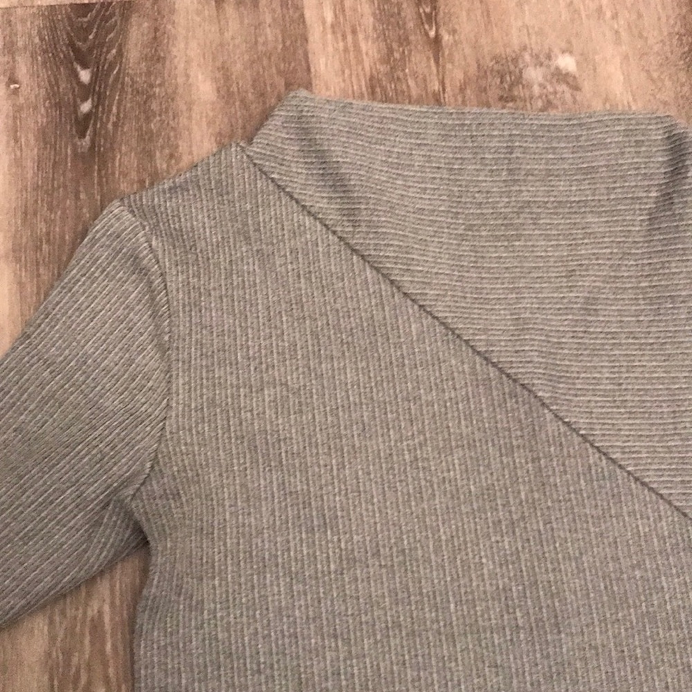 Grey Body-Con Ribbed Dress - Picture 2 of 6